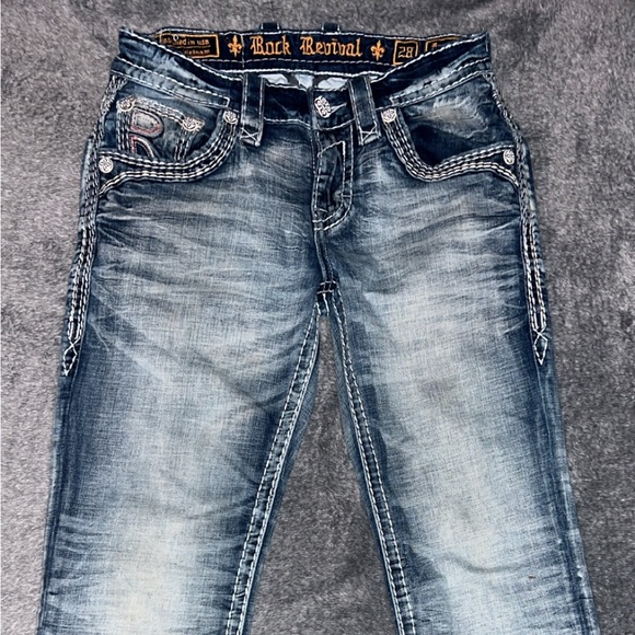 Light Blue rock revivals